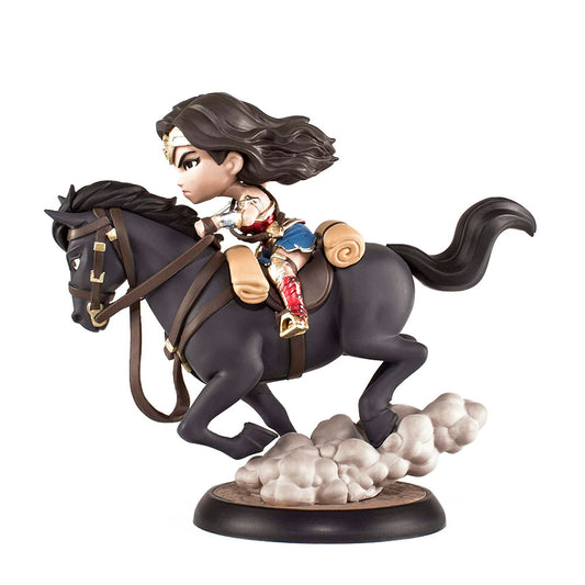 WONDER WOMAN  Q-FIG MAX